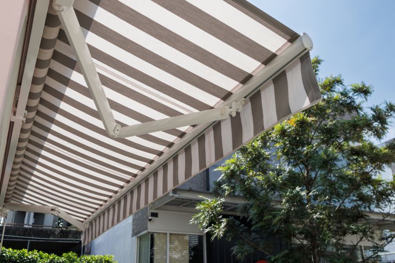 Retractable Awning Replacement in Santa Rosa, CA